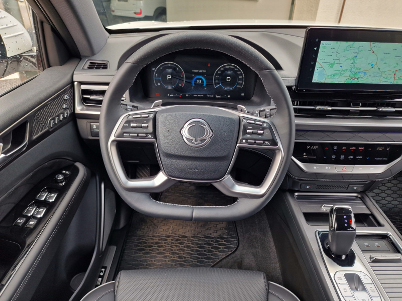 Rexton 2.2e-XDI Premium AT 4x4 Bílá WAK/černá BE skladem - předváděcí