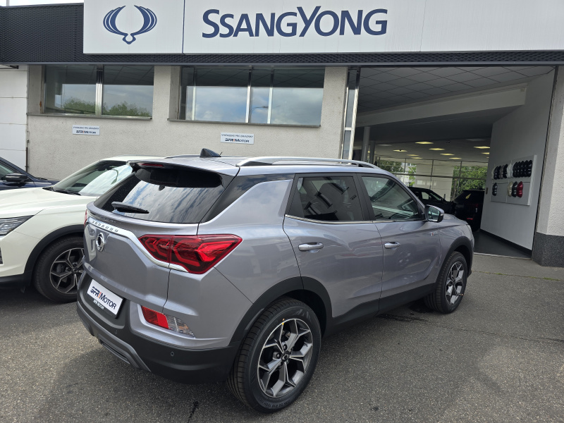 Korando 1.5Turbo Style+ MT Kovová/černý MY24 61091