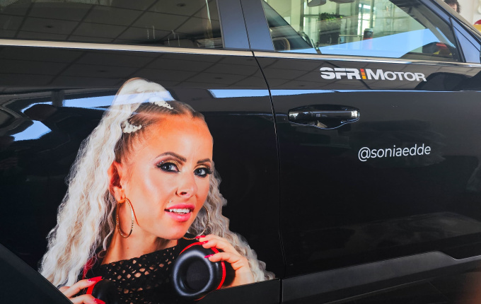 SFR Motor navazuje spolupráci s moderátorkou Soniou Edde
