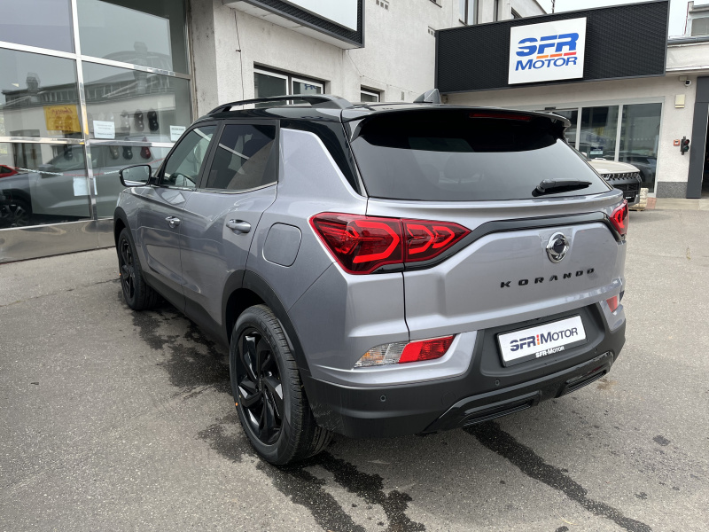 Korando 1.5Turbo Style+ AT Kovová/černý MY24