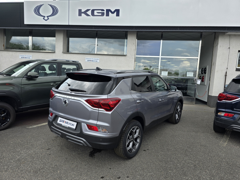 Korando 1.5Turbo Style+ MT 4x4  Kovová/černý