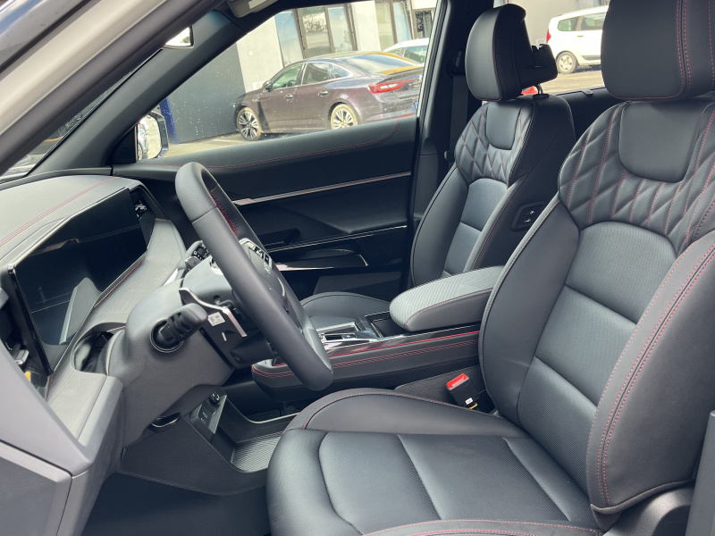 Actyon 1.5 Turbo GDI Premium AT Bílá barva 63090