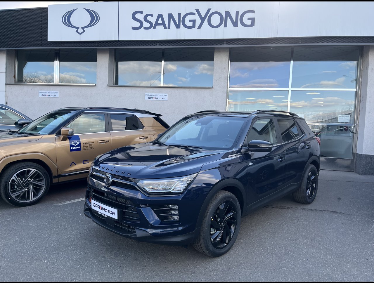 Korando 1.5Turbo Style+ AT Modrá/černý DOSTUPNOST ZÁŘÍ 2025