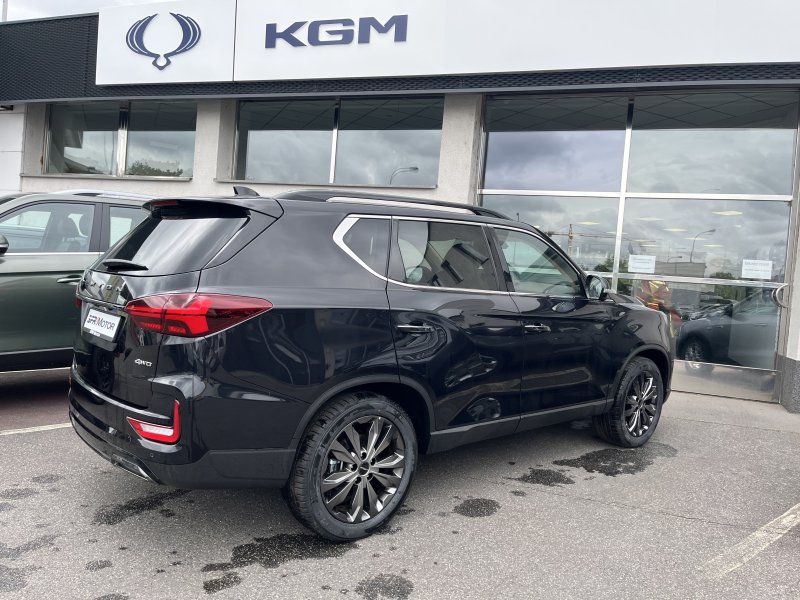 Rexton 2.2e-XDI Premium AT 4x4 Černá/ LAK/béžová BE  414