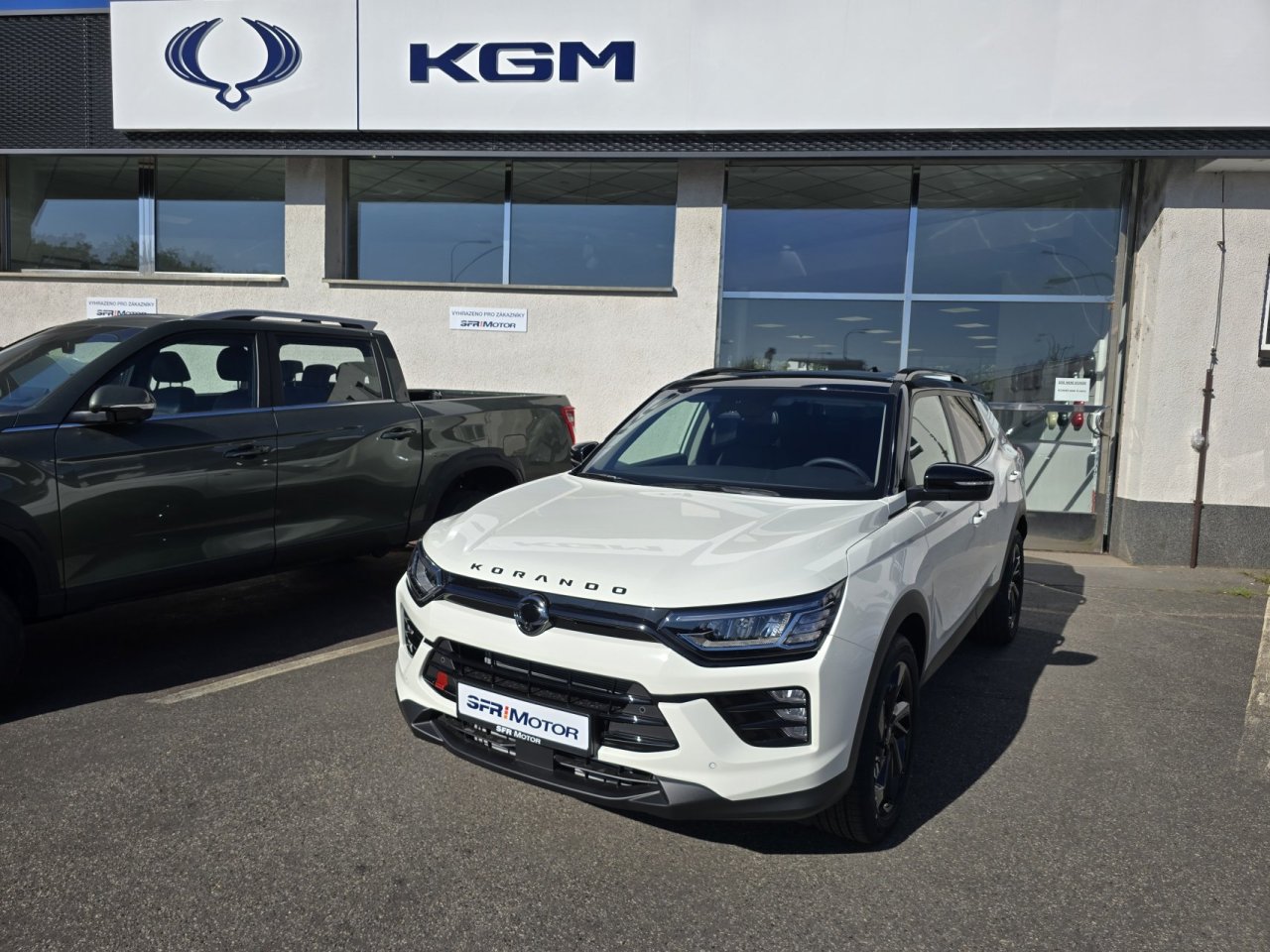 Korando 1.5Turbo Style+ AT BE Bílá/černý DOSTUPNOST ZÁŘÍ 2025 422