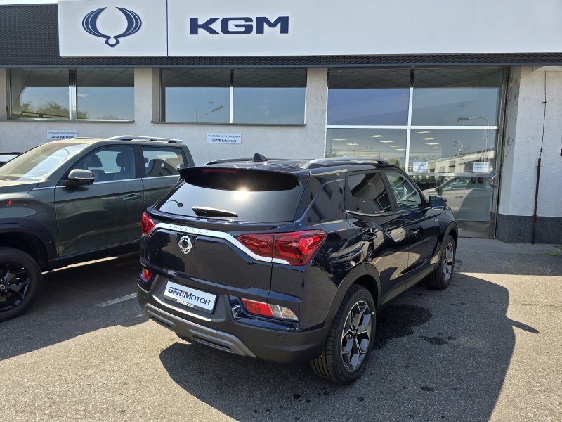 Korando 1.5Turbo Style+ AT 4x4  Modrá/černý ODBĚR LEDEN 2026 428