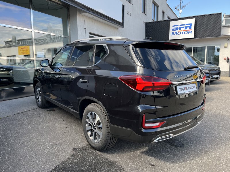 Rexton 2.2e-XDI Premium AT 4x4 Černá/černá  438