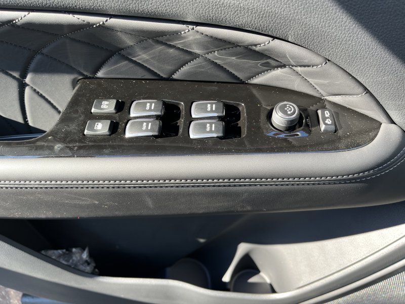 Rexton 2.2e-XDI Premium AT 4x4 Šedá ACM/černá     439