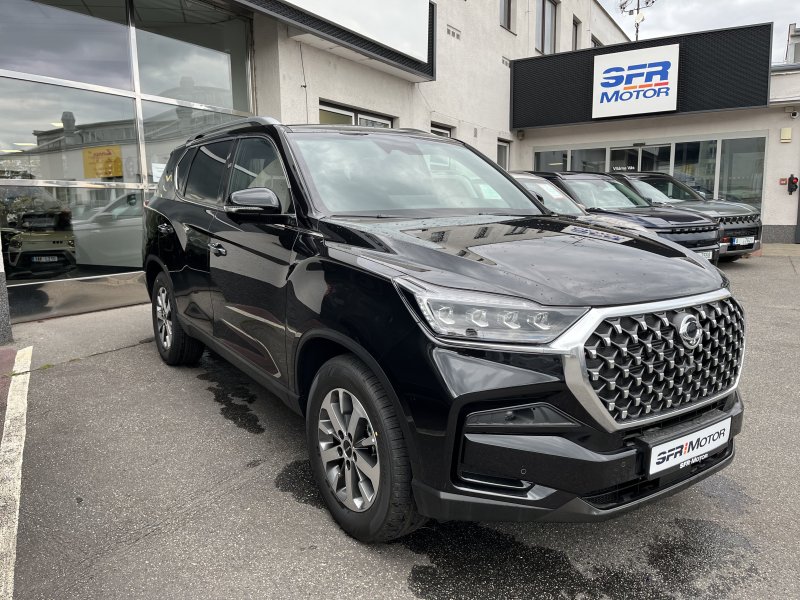 Rexton 2.2e-XDI Premium AT 4x4 Černá/černá    449