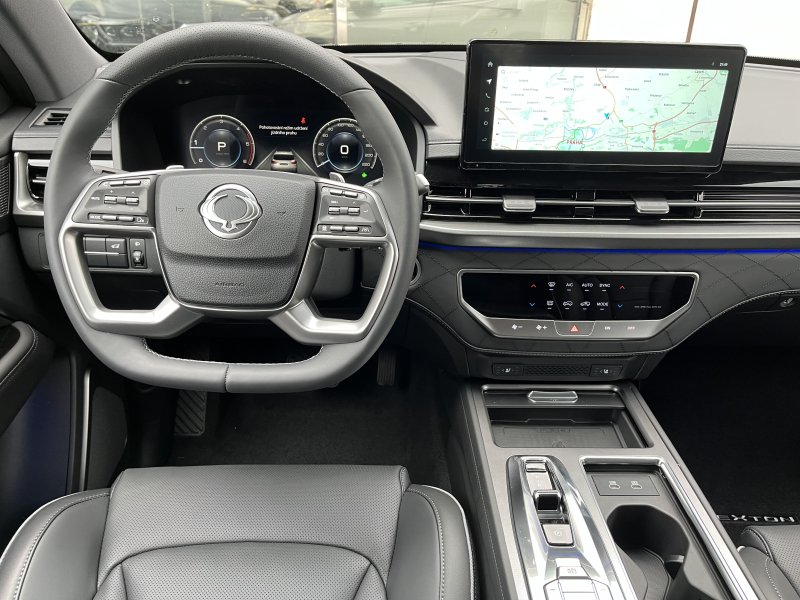 Rexton 2.2e-XDI Premium AT 4x4 Černá/černá    449