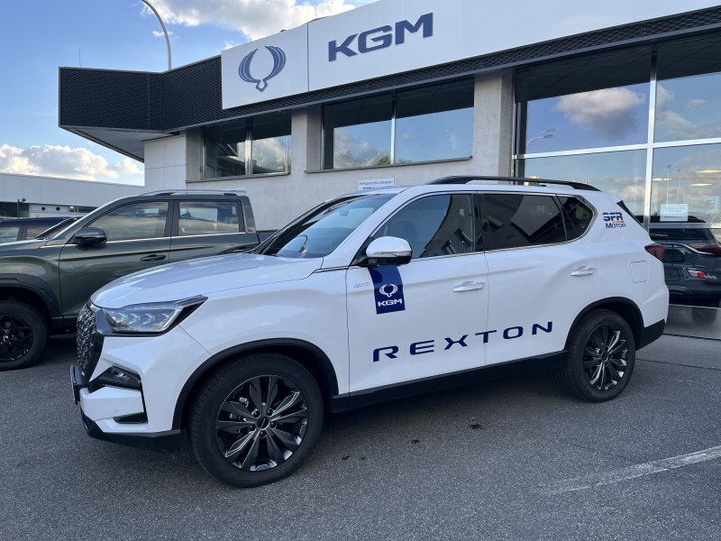 Rexton 2.2e-XDI Premium AT 4x4 Bílá WAK/černá BE skladem - předváděcí s tažným zařízením   452