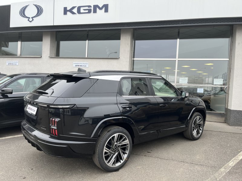 Actyon 1.5 Turbo GDI HEV Premium Černá/béžový           464