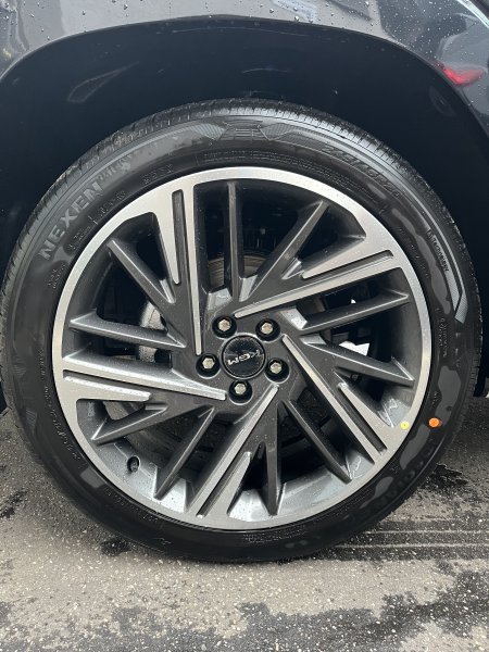 Actyon 1.5 Turbo GDI HEV Style Černá/černý    461