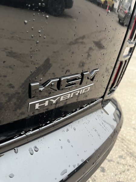 Actyon 1.5 Turbo GDI HEV Premium Černá/černý    465