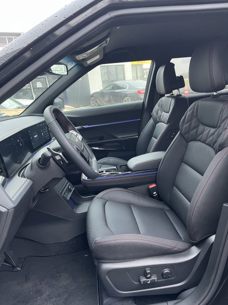 Actyon 1.5 Turbo GDI HEV Premium Černá/černý    465